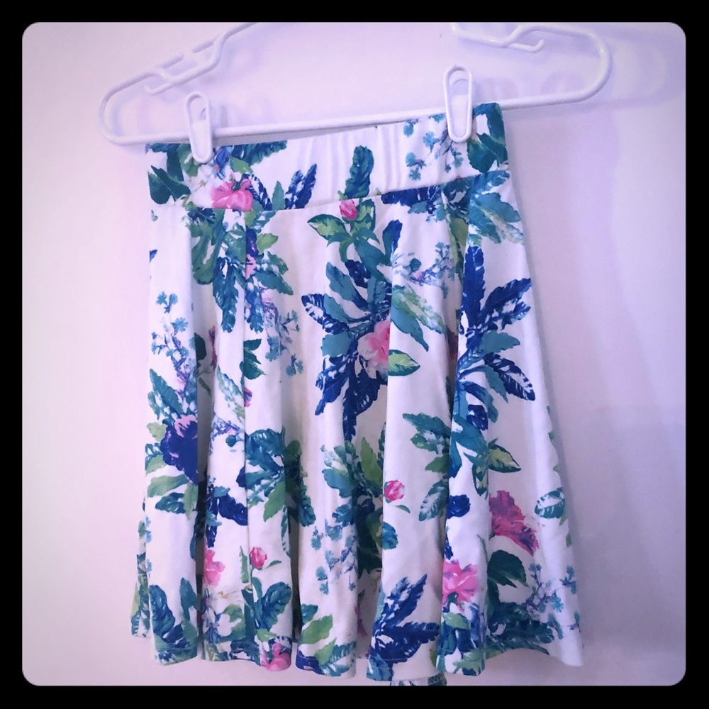 Floral high waisted skirt